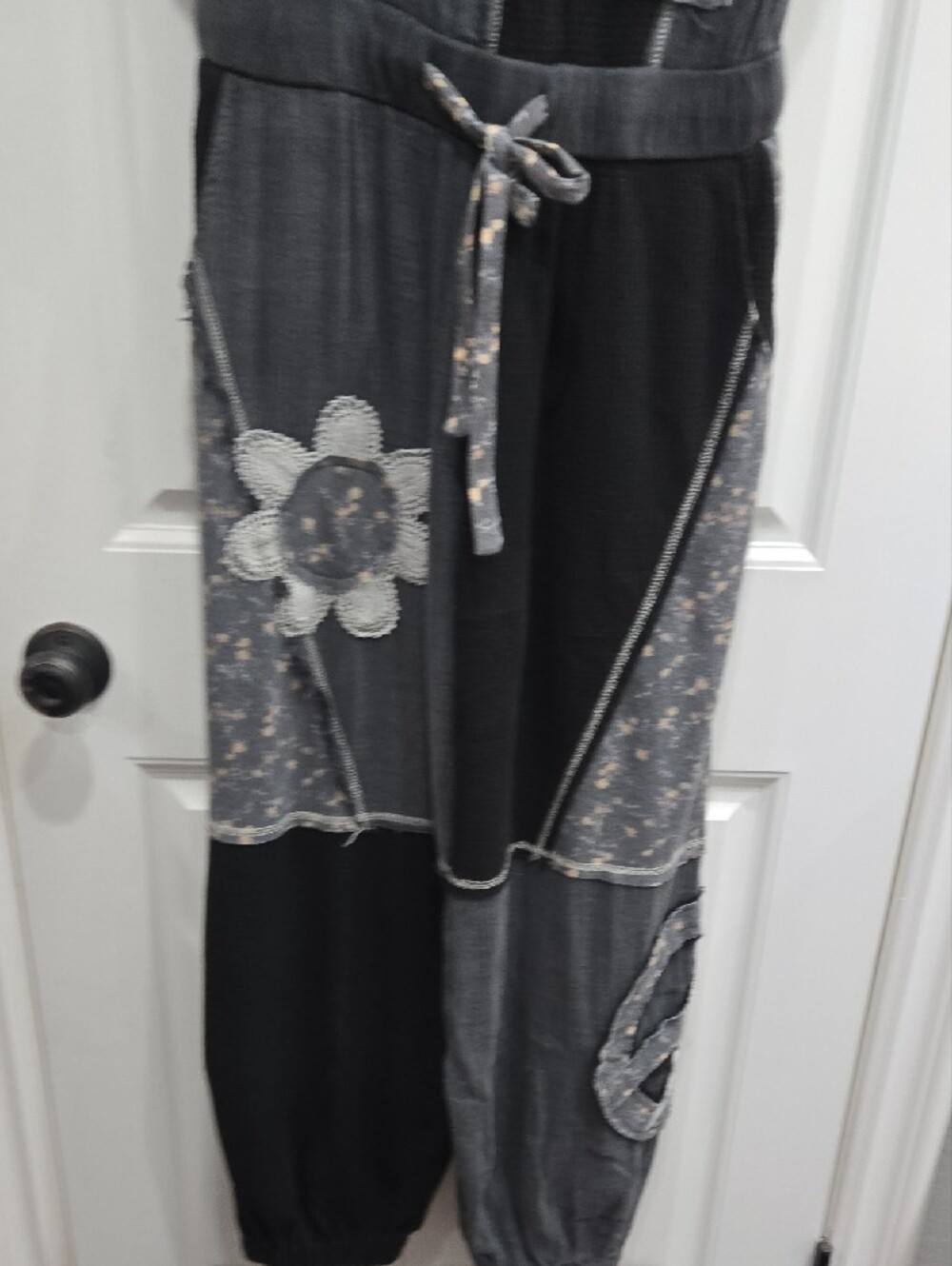 POL Gray and Black Patchwork Maxi Jumpsuit with Appliqué - Picture 4 of 6
